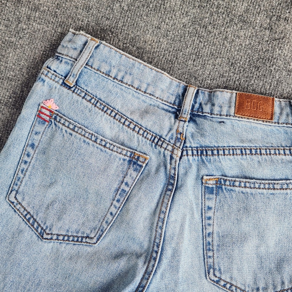 BDG Urban Outfitters Floral‎ Embroidered Slim Straight High Rise Jeans Blue 24
